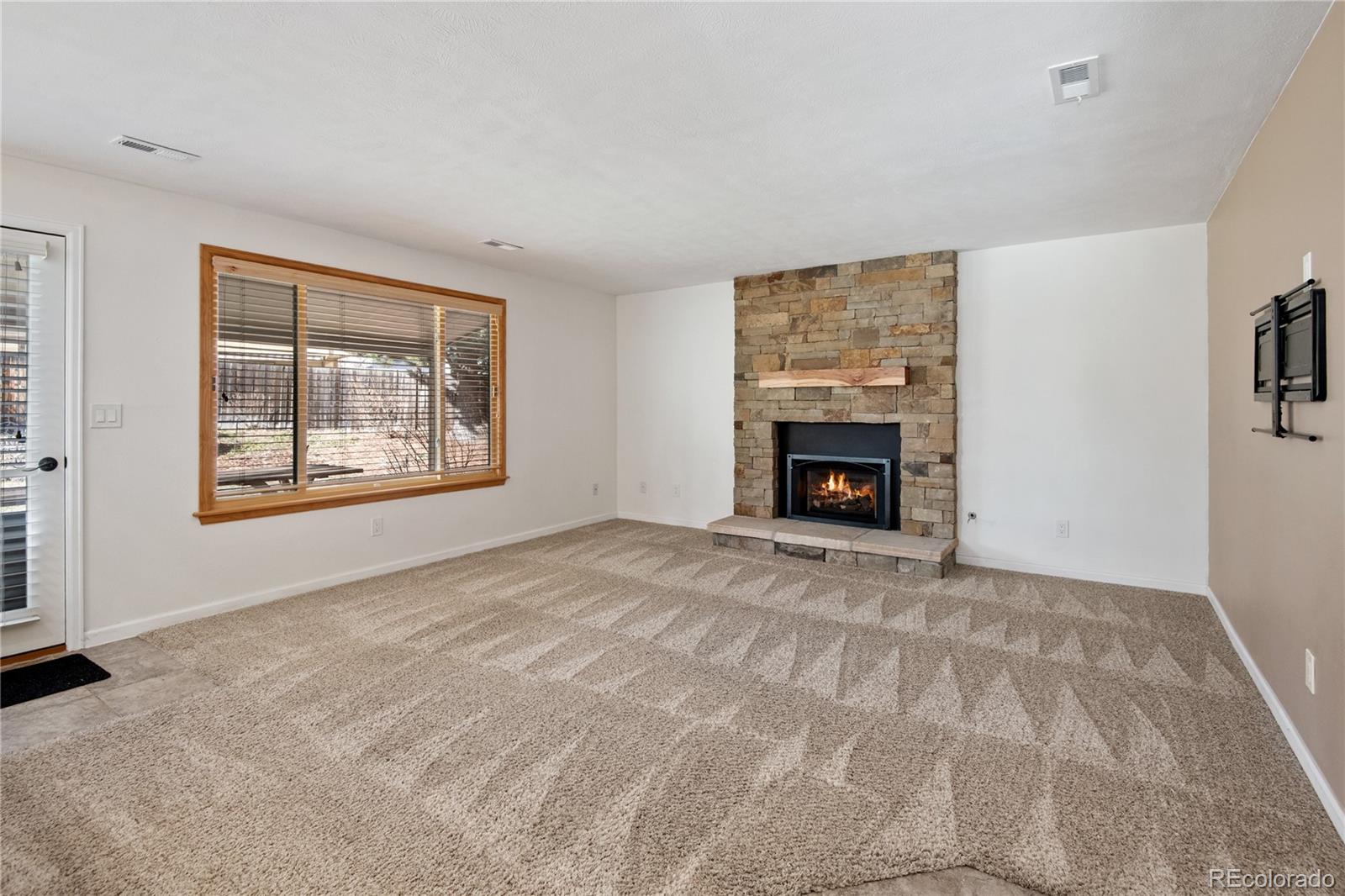 12180 W Little Haystack Mountain