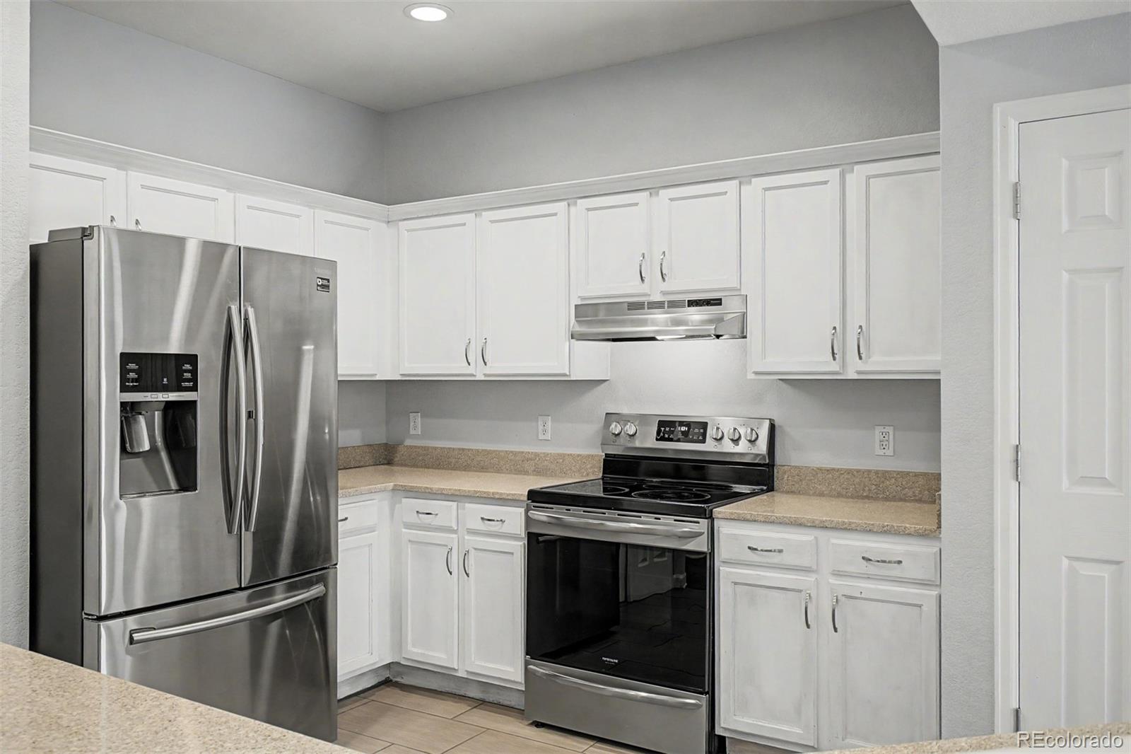 9040 Gale Boulevard Unit: 2