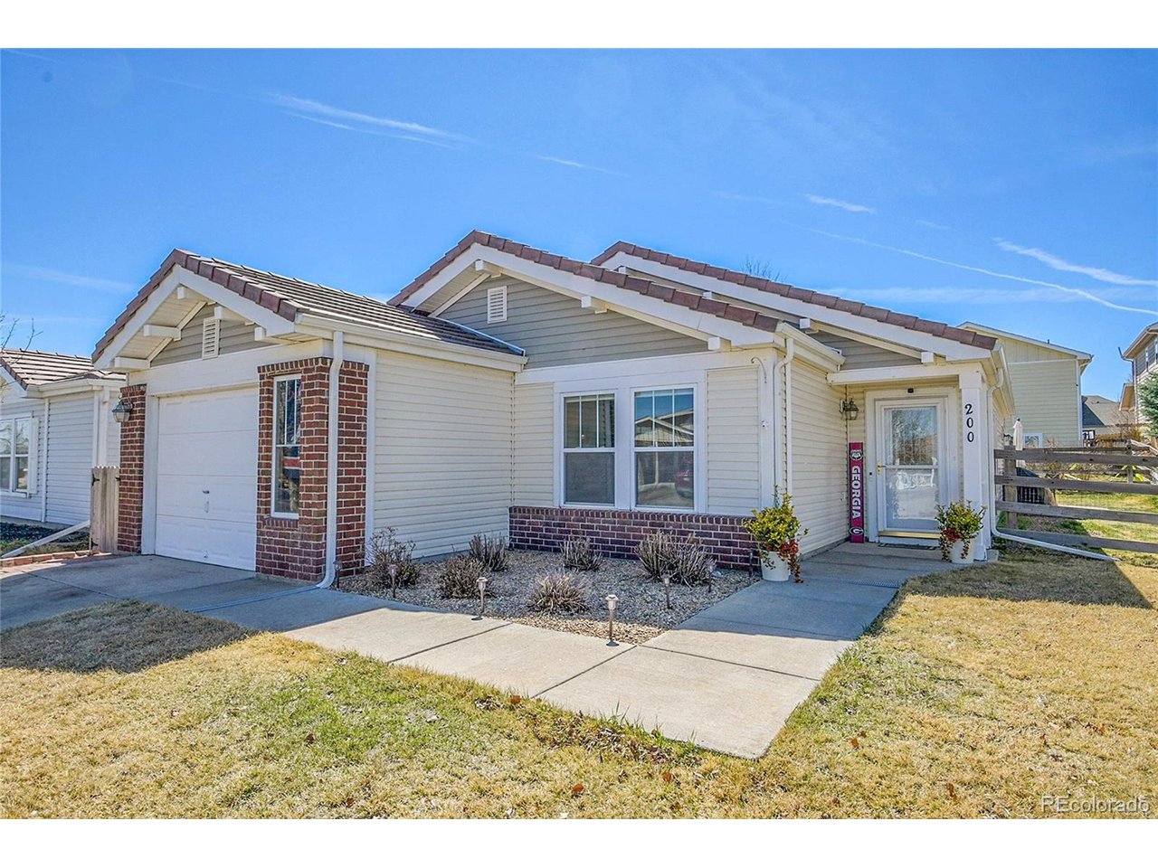 200 Vista Blvd