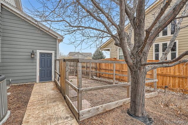 16333 Prairie Farm Circle