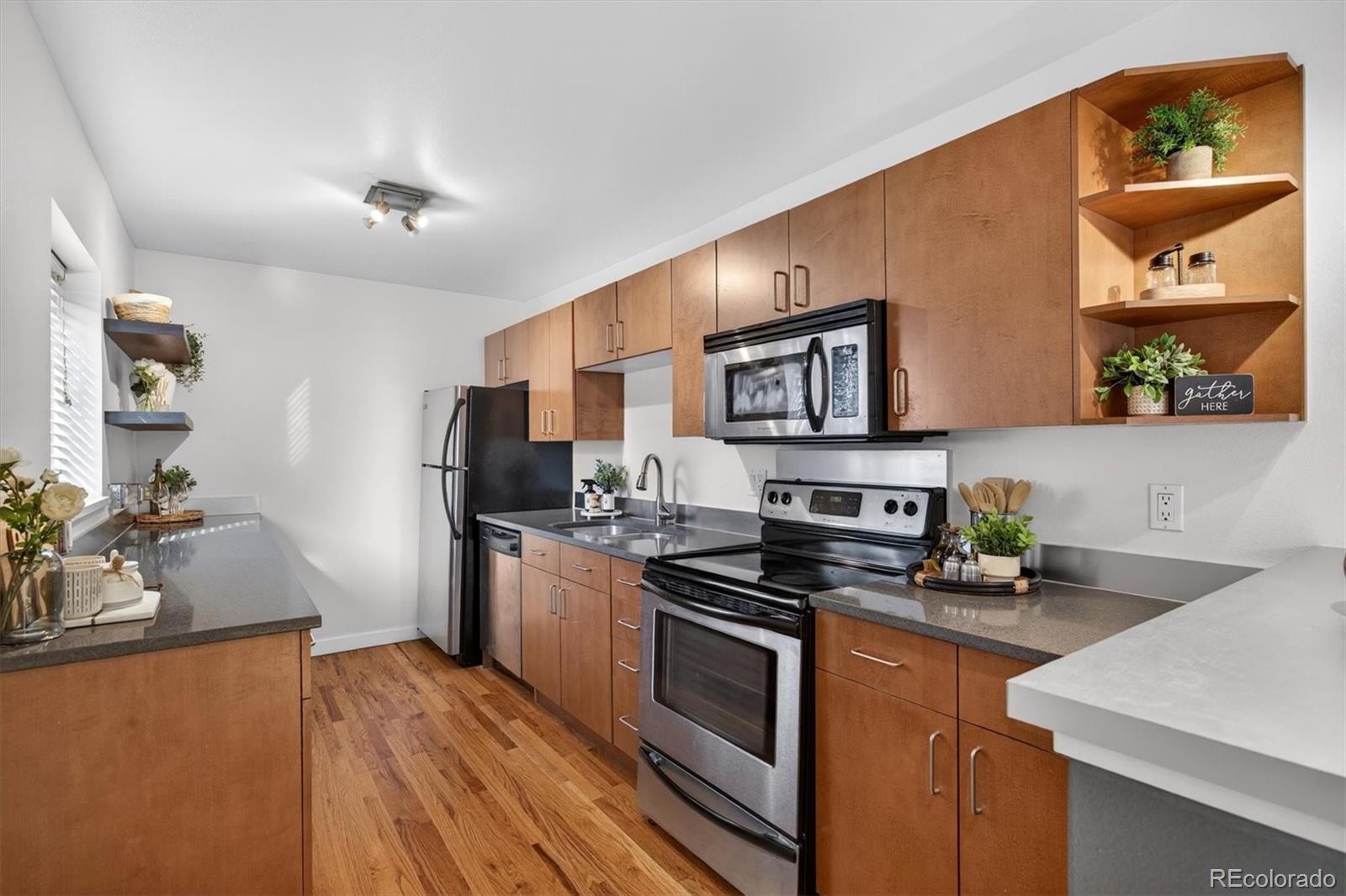 1245 Columbine Street Unit: 207