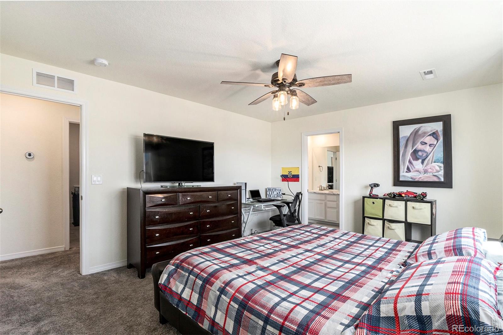 16317 Elizabeth Street