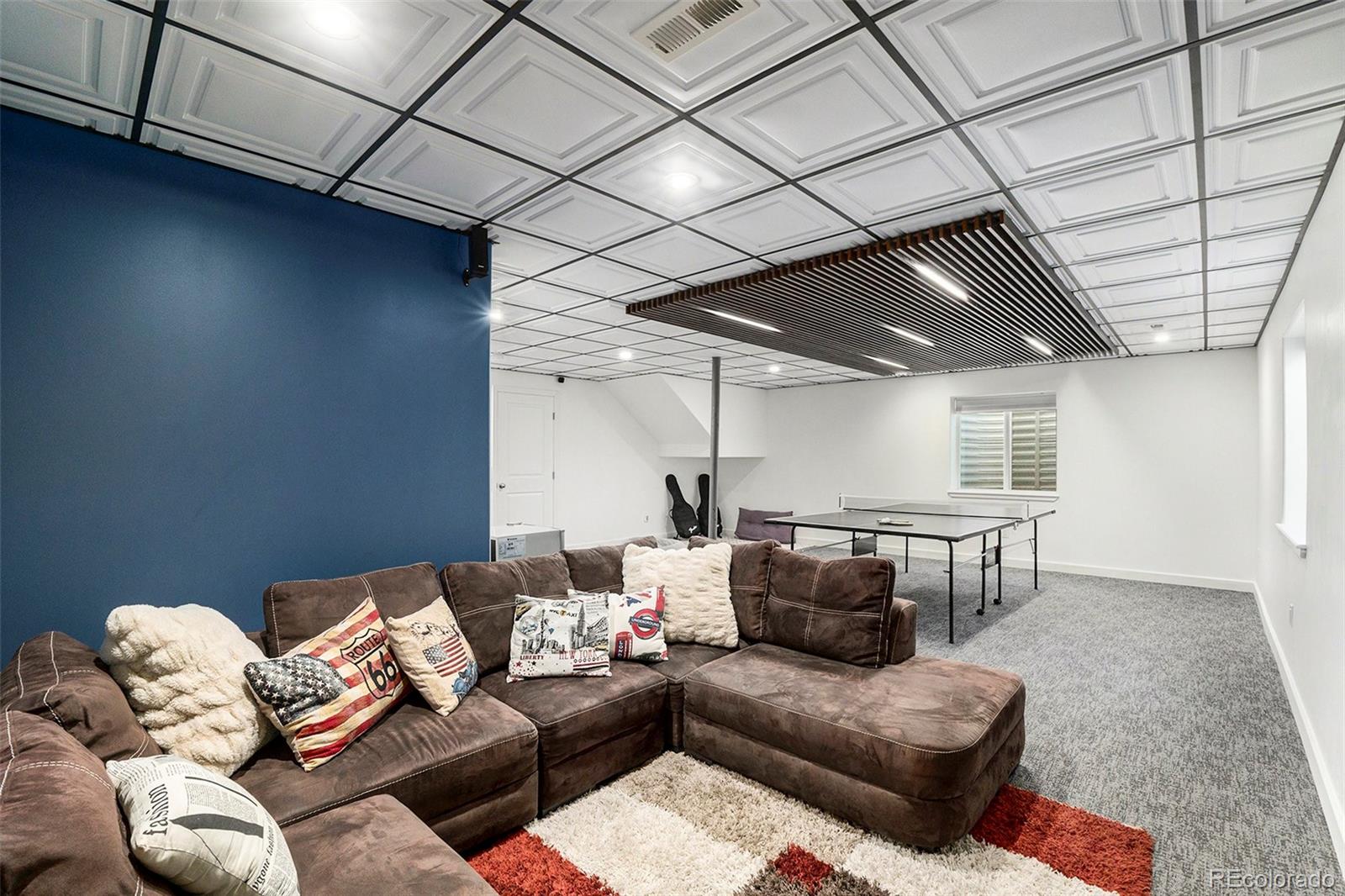 16317 Elizabeth Street