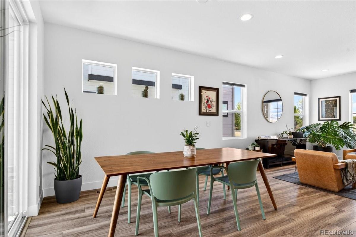 17621 Parkside Drive N