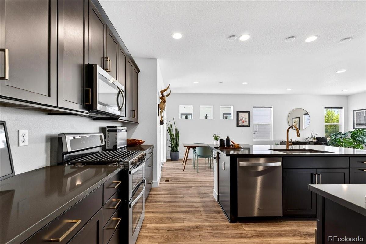 17621 Parkside Drive N