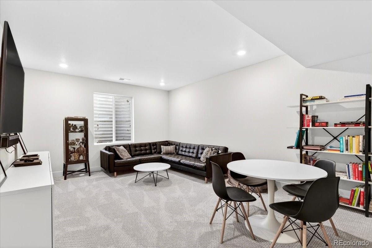 17621 Parkside Drive N