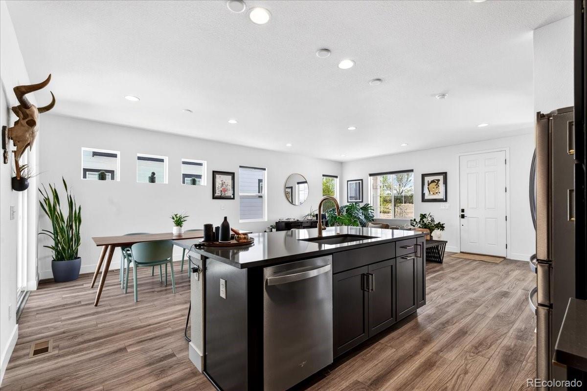 17621 Parkside Drive N