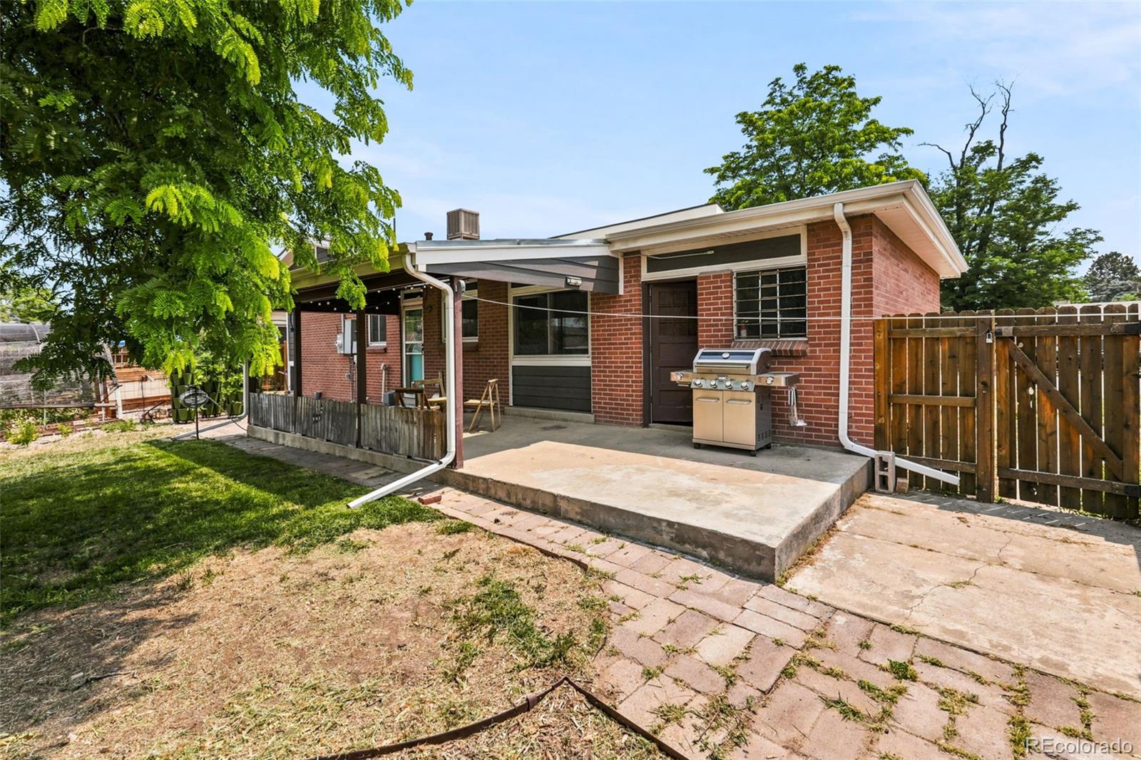 3233 Troy Street