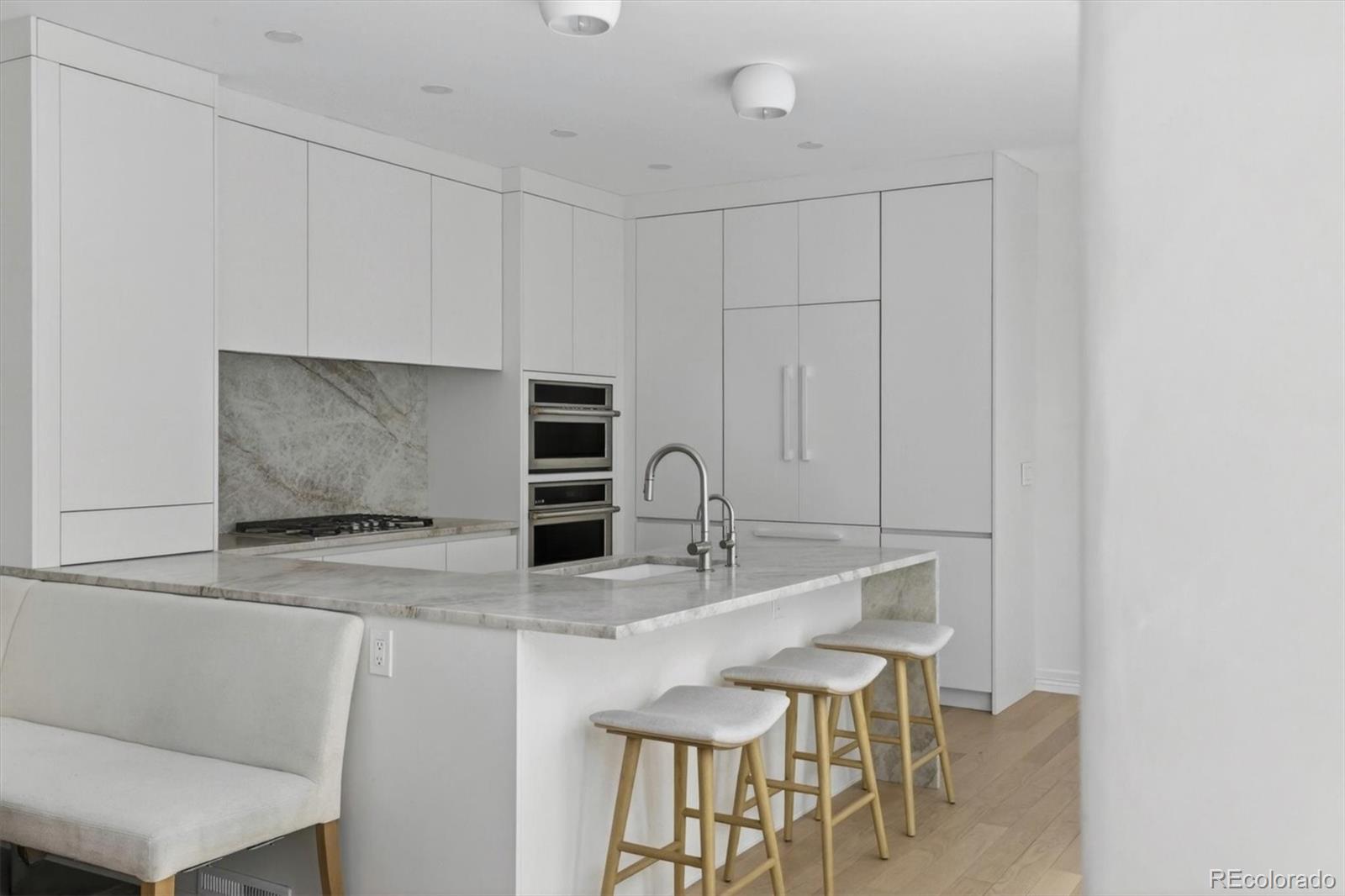 148 S Locust Street