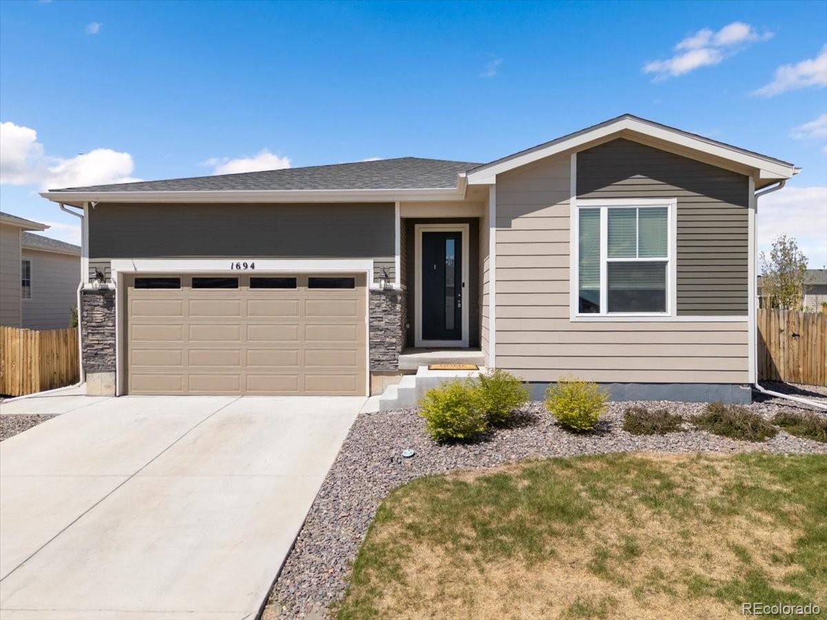 1694 Castle Vista Way