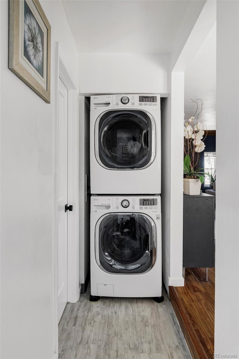 2645 S Xanadu Way Unit: B