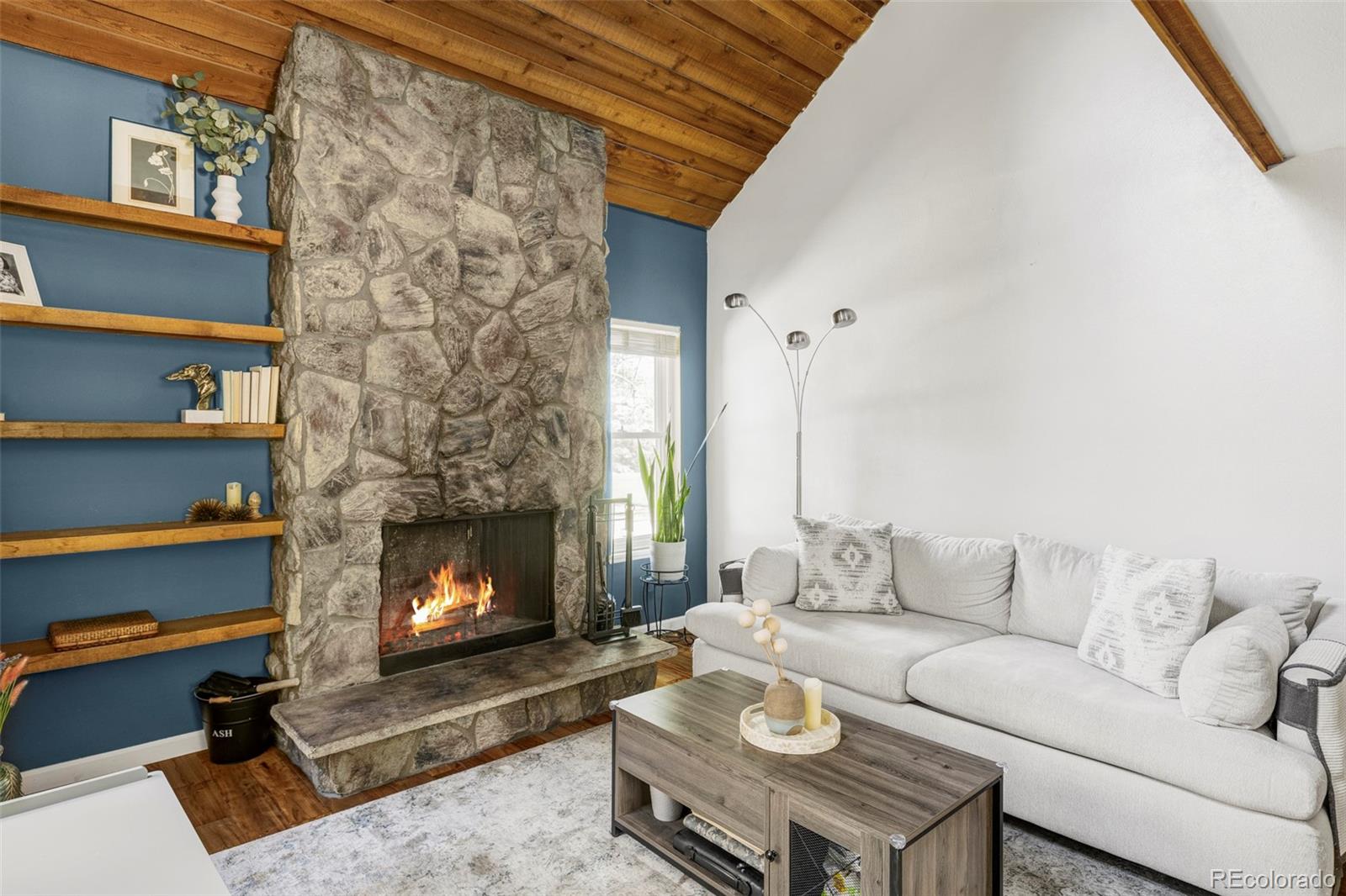 2645 S Xanadu Way Unit: B