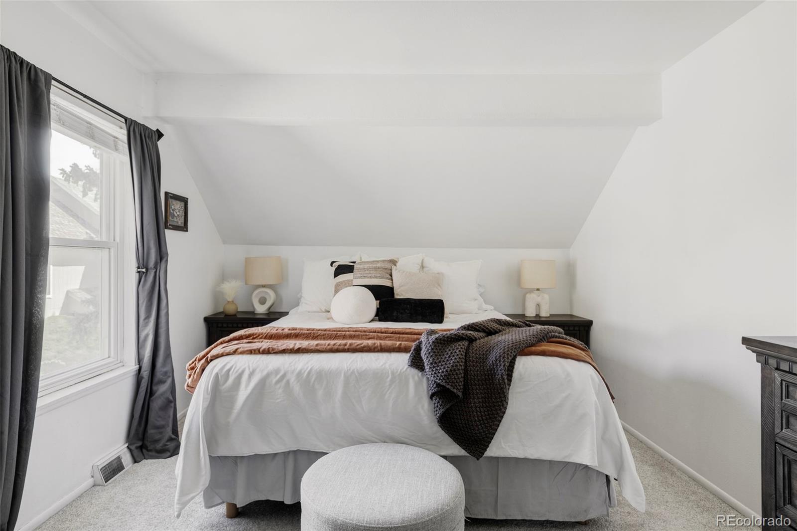 2645 S Xanadu Way Unit: B