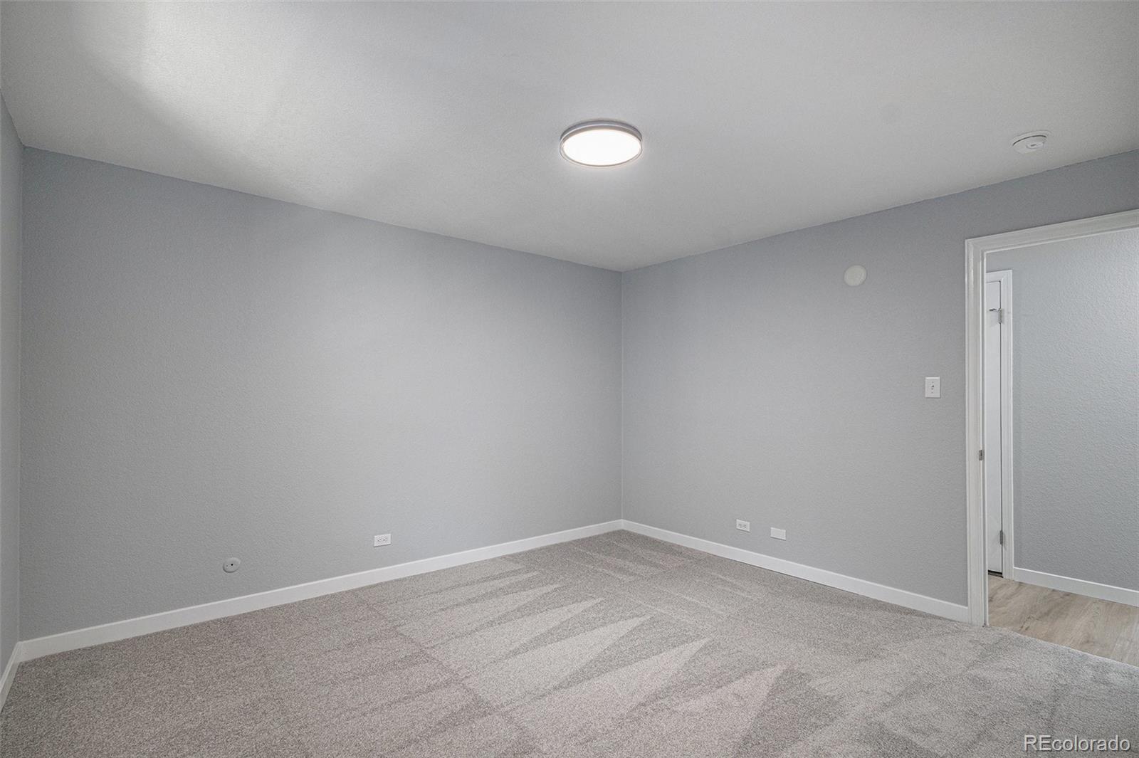 7165 S Gaylord Street Unit: H05