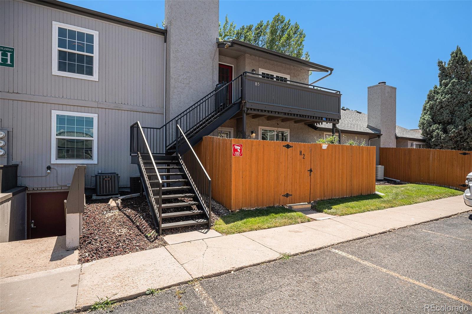 7165 S Gaylord Street Unit: H05
