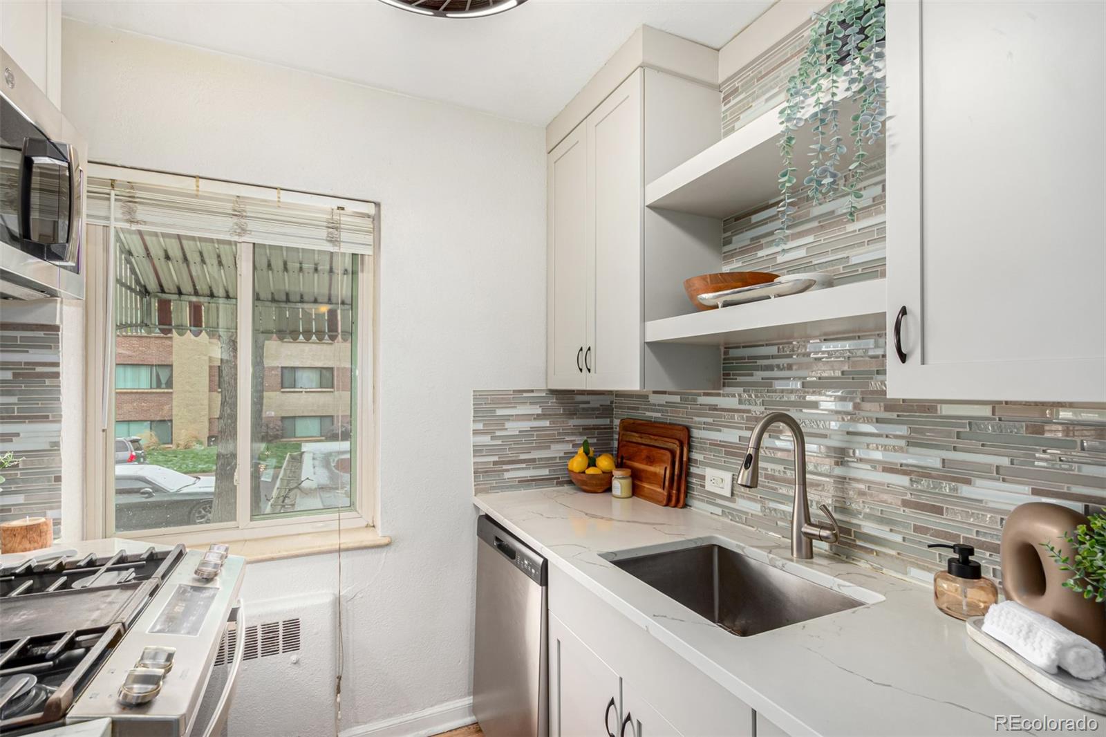 1454 Jersey Street Unit: 104