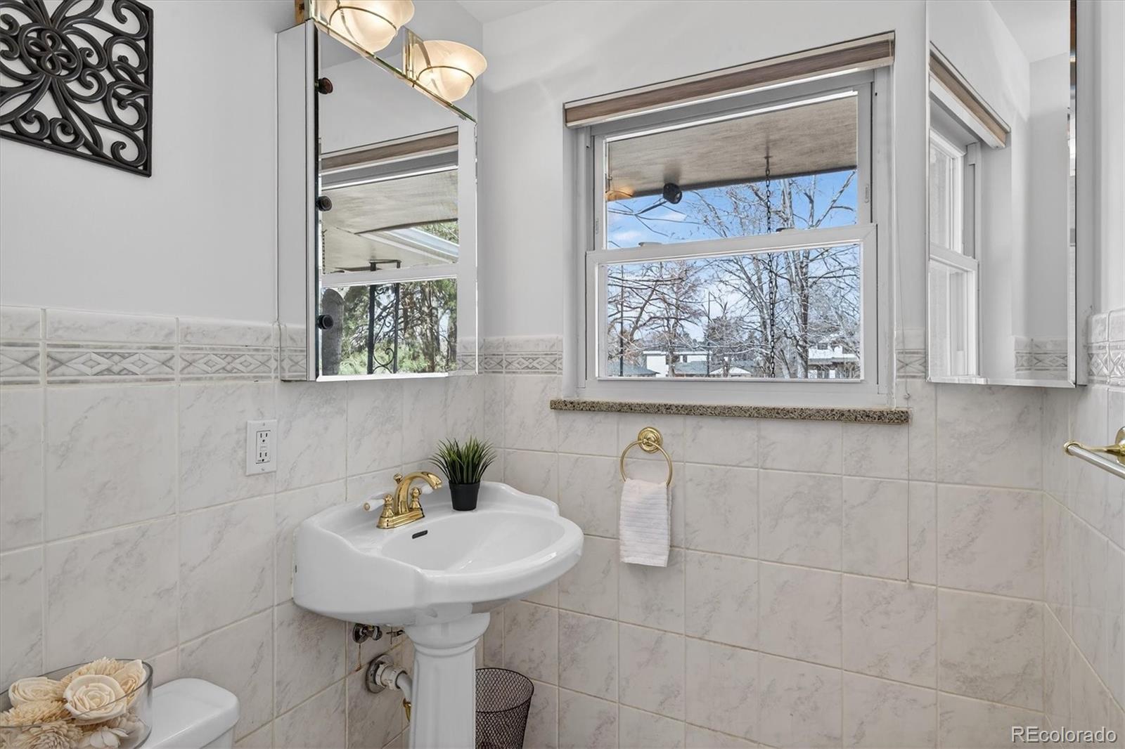 7134 E 6th Avenue Parkway