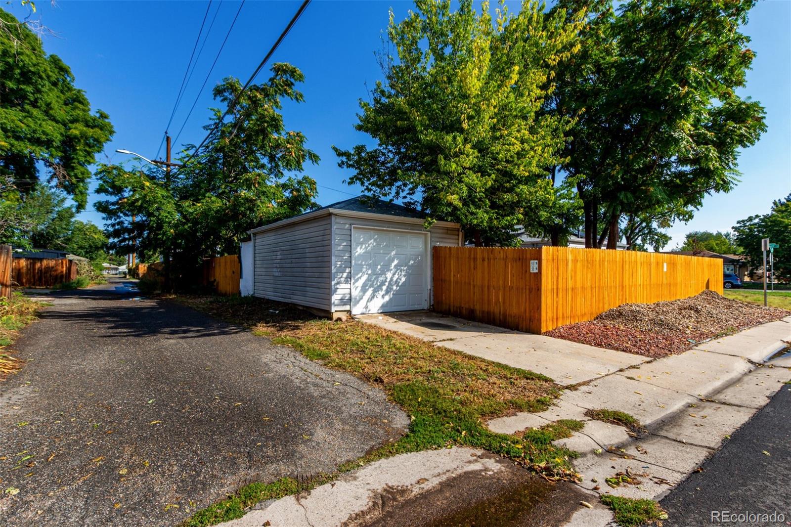 405 Wolff Street
