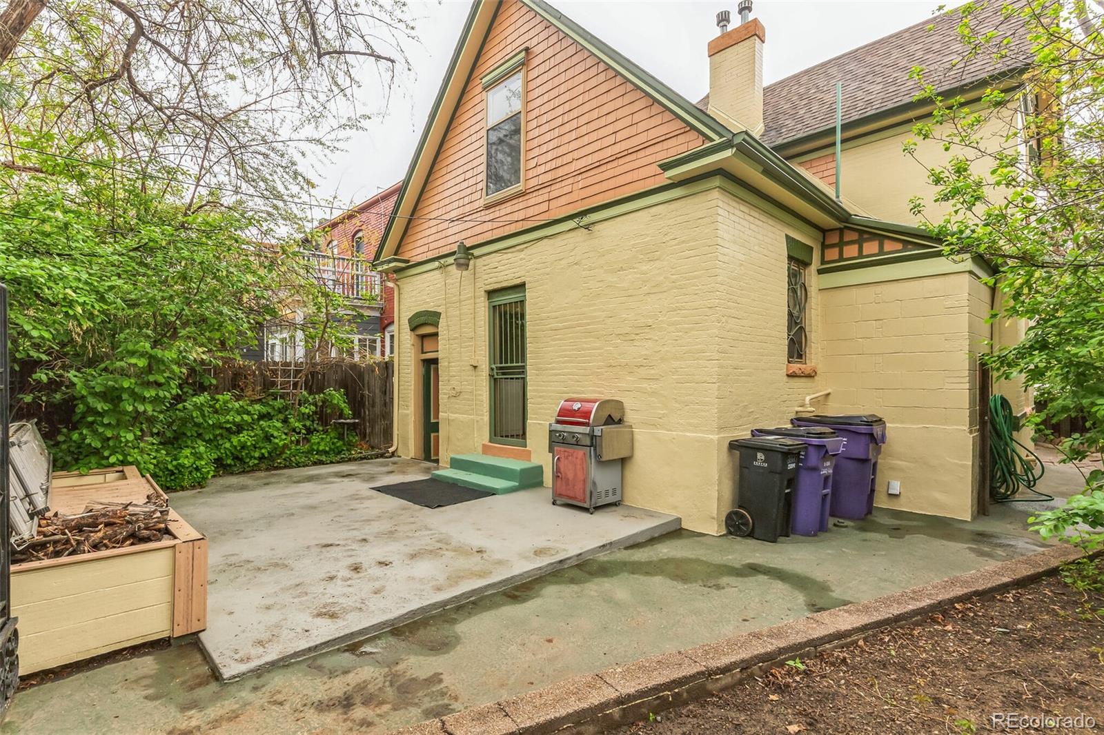 2227 N Gilpin Street