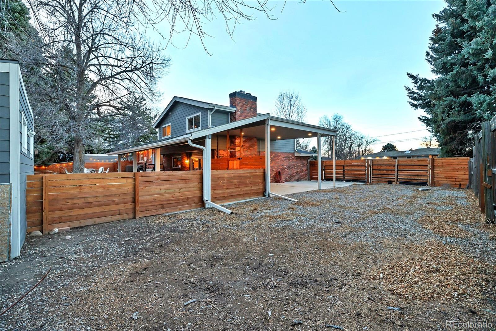 10814 Linda Vista Drive