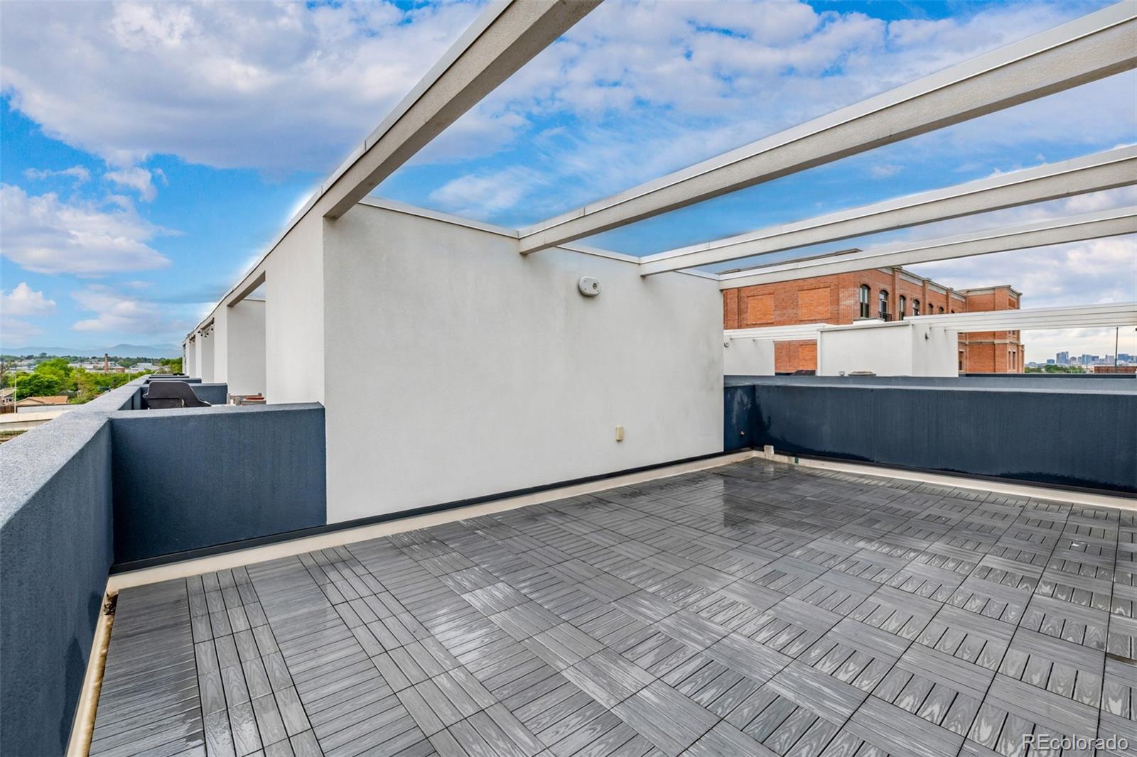 2158 S Delaware Street