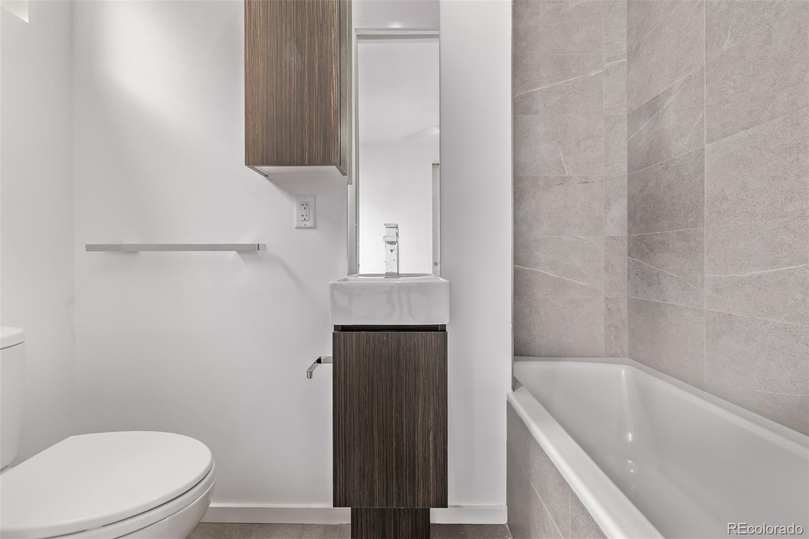 2158 S Delaware Street