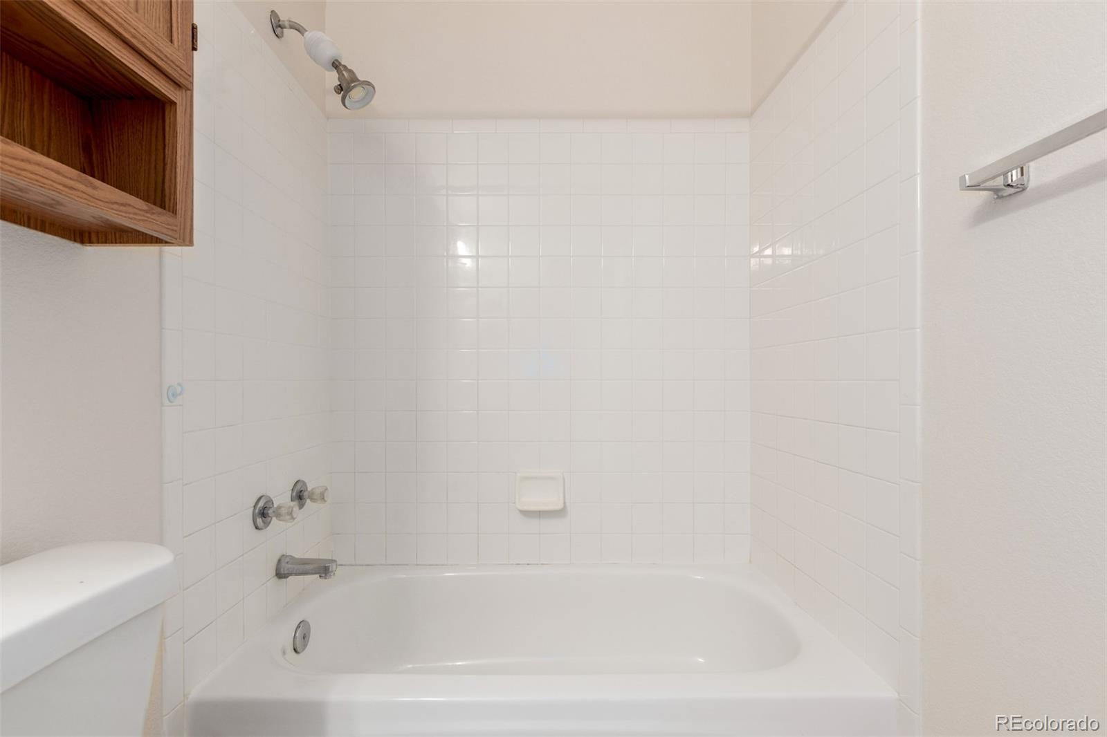 17655 E Bethany Circle