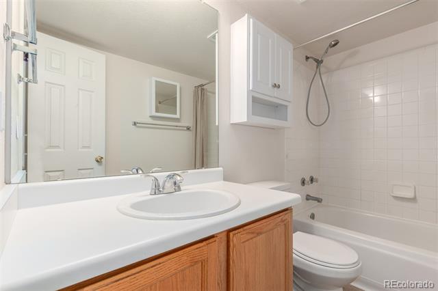 17655 E Bethany Circle