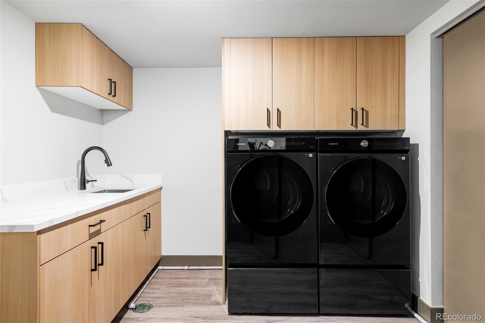 6735 E Villanova Place