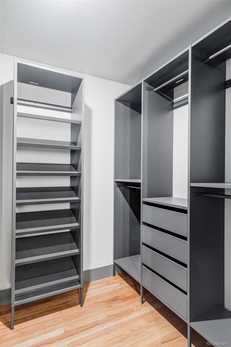 6735 E Villanova Place