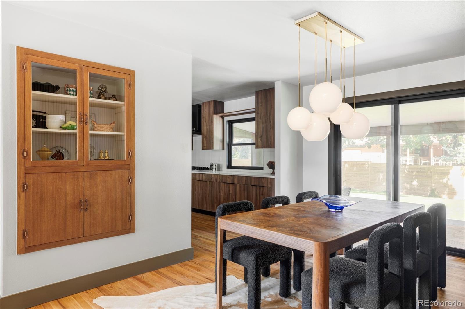 6735 E Villanova Place