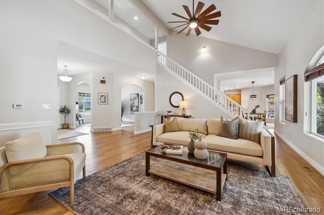 737 S 15th Avenue