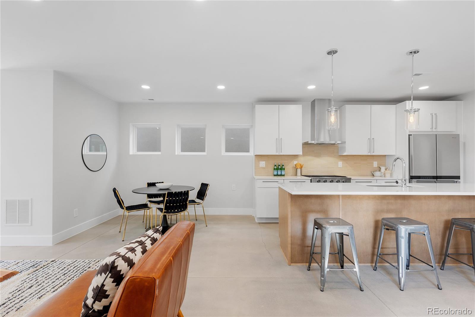 3725 N Franklin Street