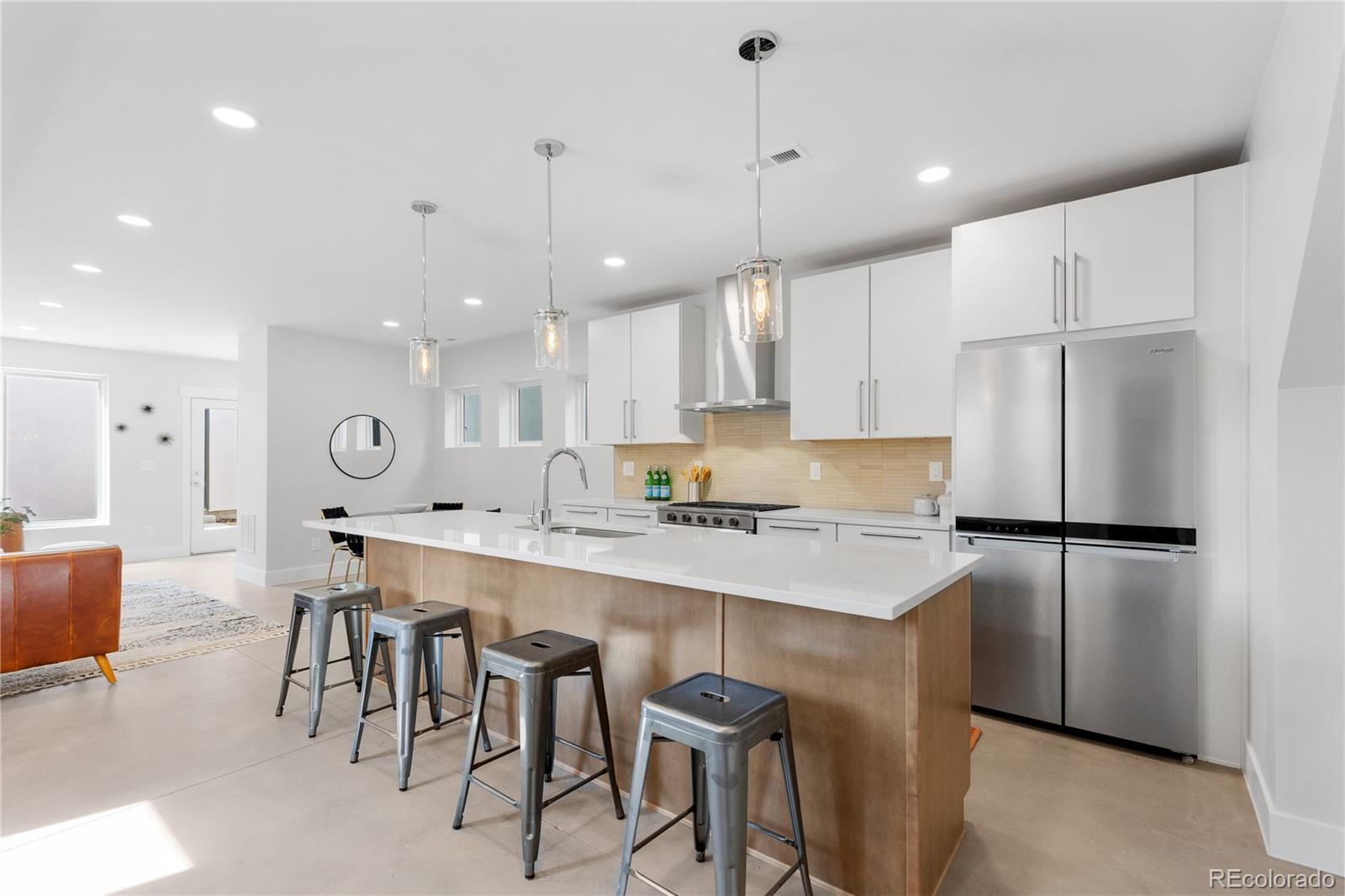 3725 N Franklin Street