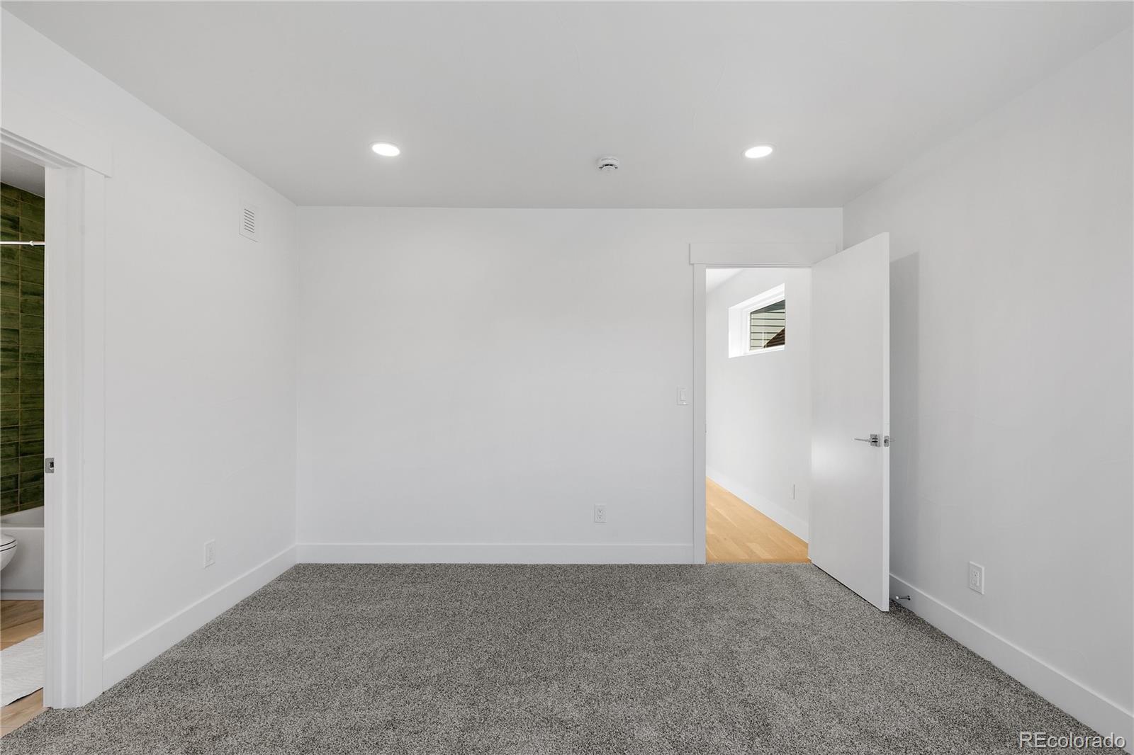 3725 N Franklin Street