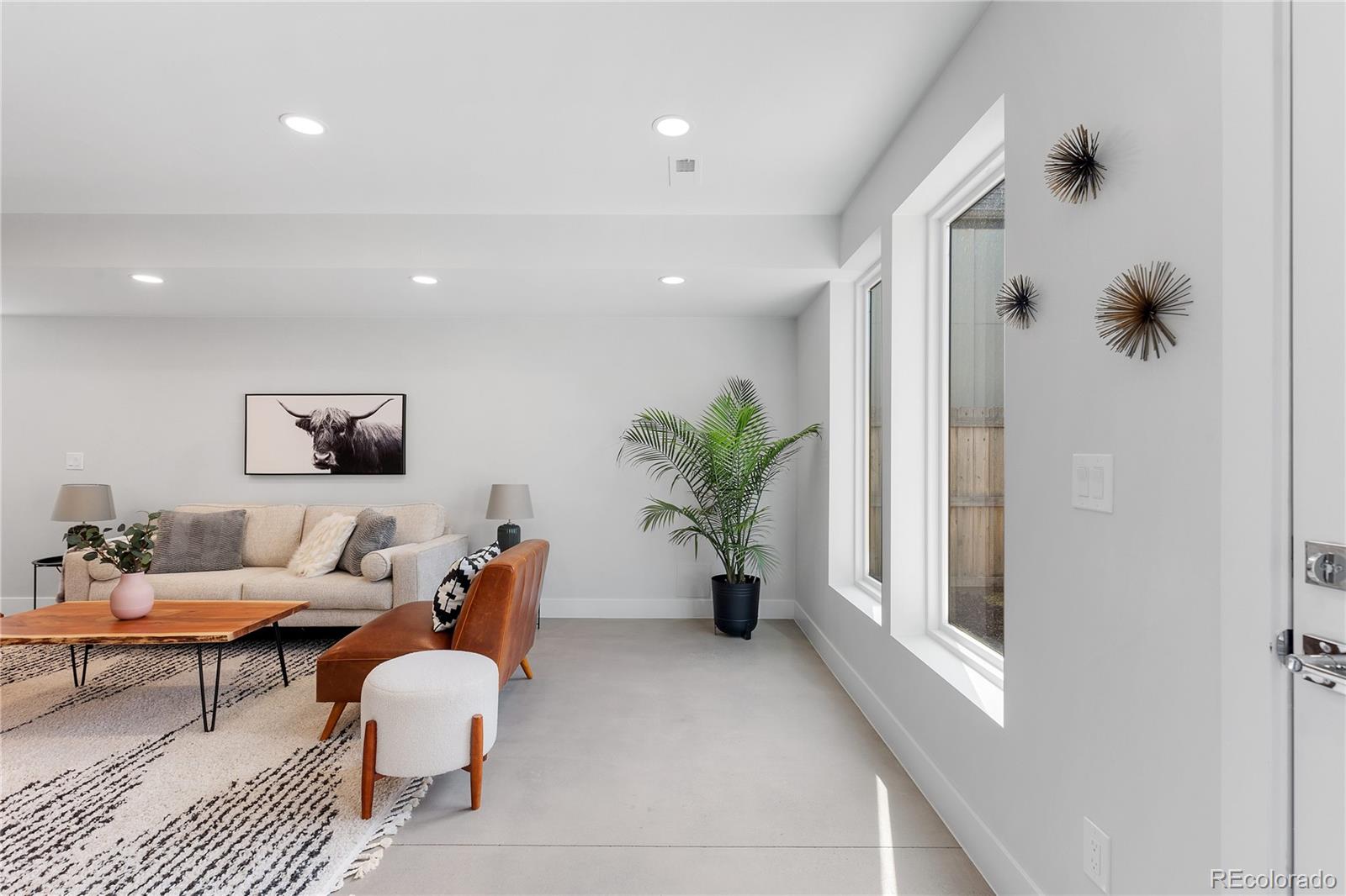 3725 N Franklin Street