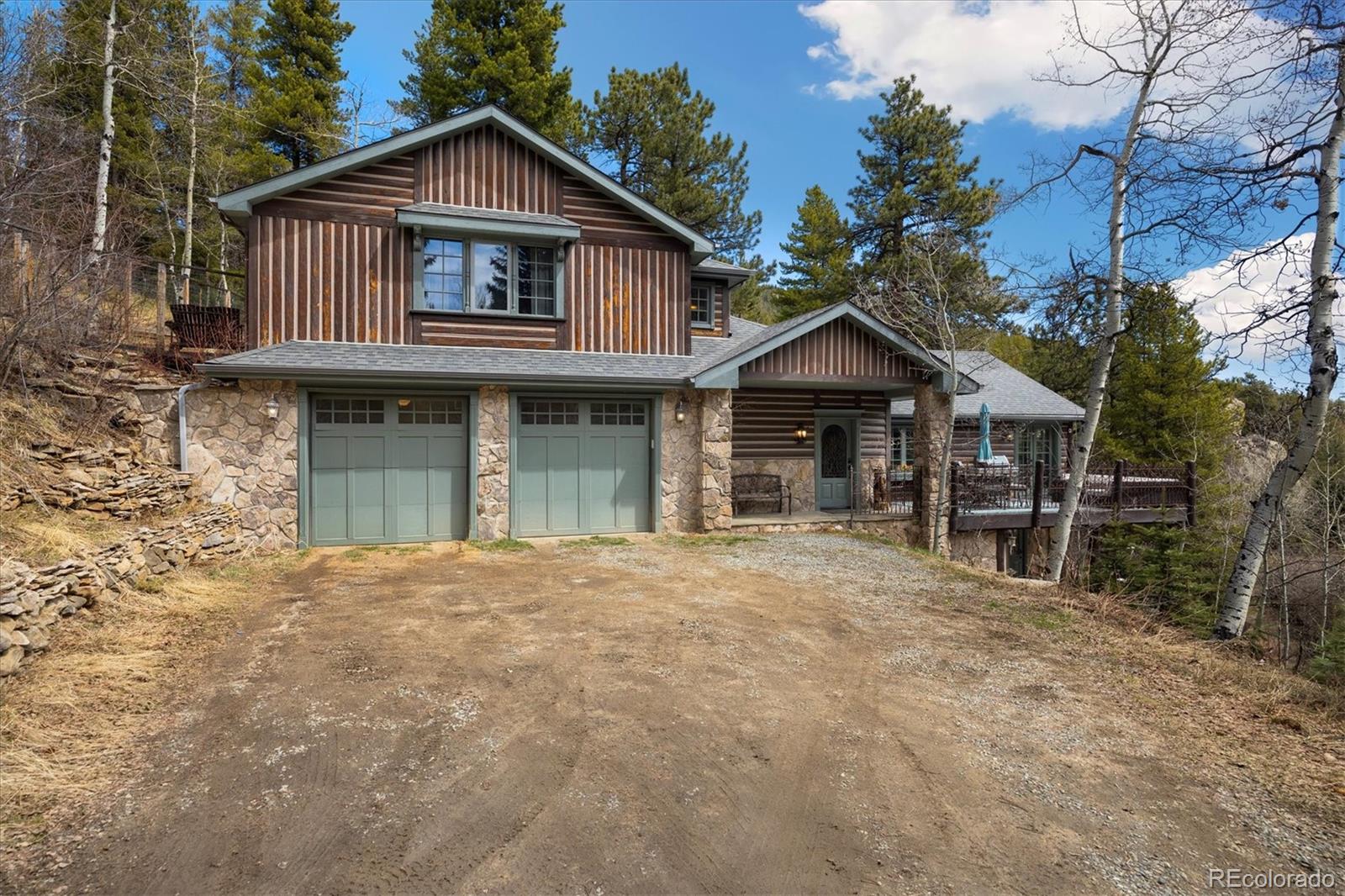 39 Pat Creek Road