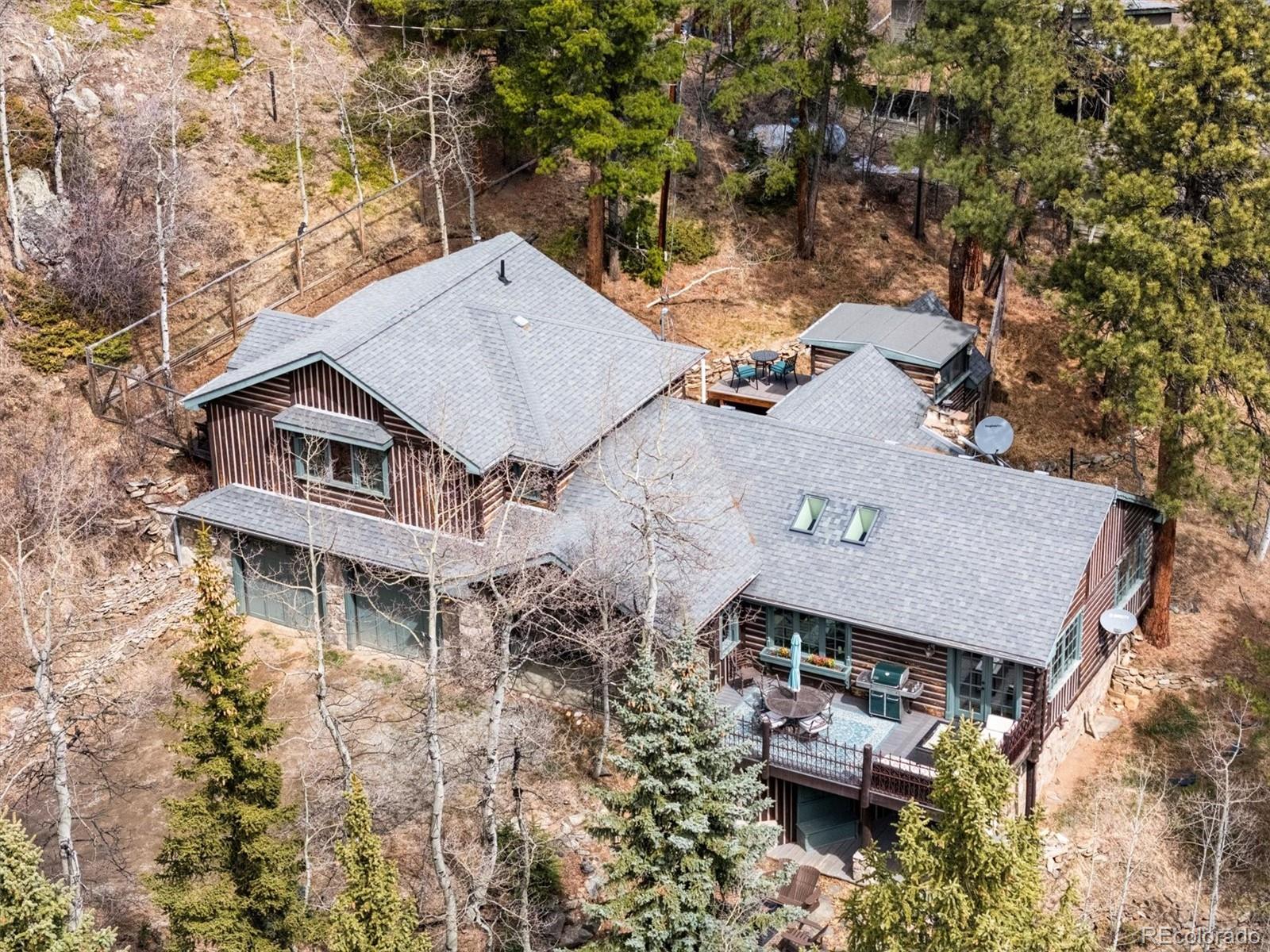 39 Pat Creek Road