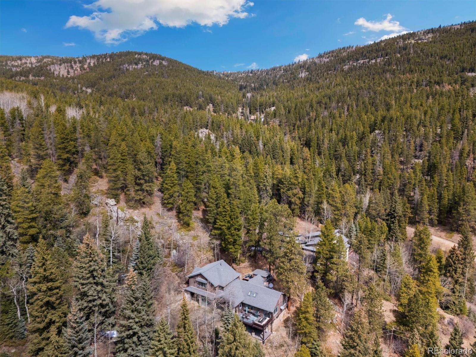 39 Pat Creek Road