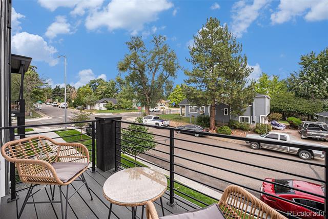 2370 W 49th Avenue