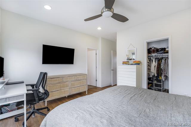 5890 W 39th Place