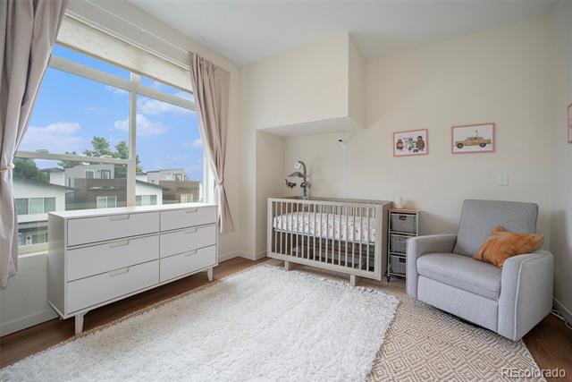 5890 W 39th Place