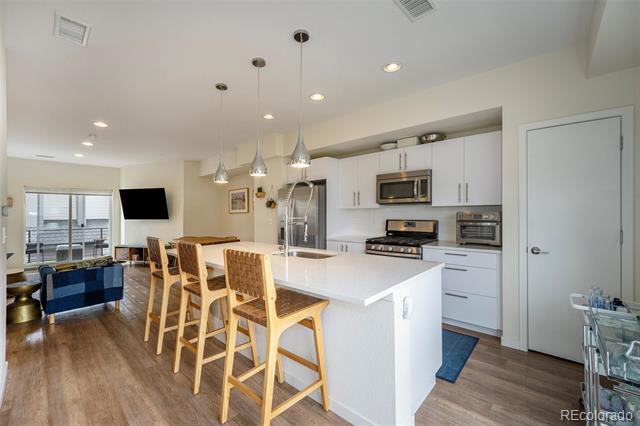 5890 W 39th Place