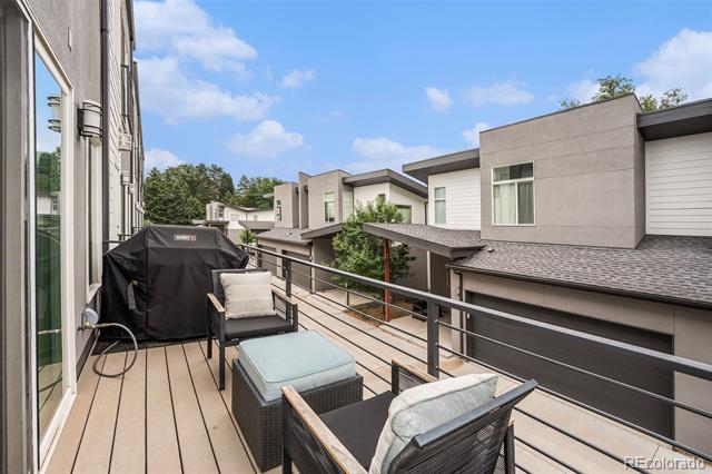 5890 W 39th Place