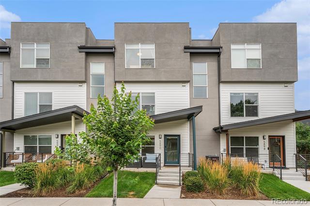 5890 W 39th Place