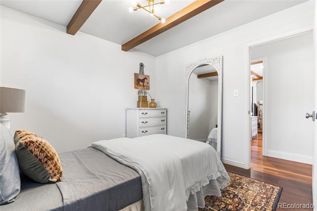 1100 Pontiac Street