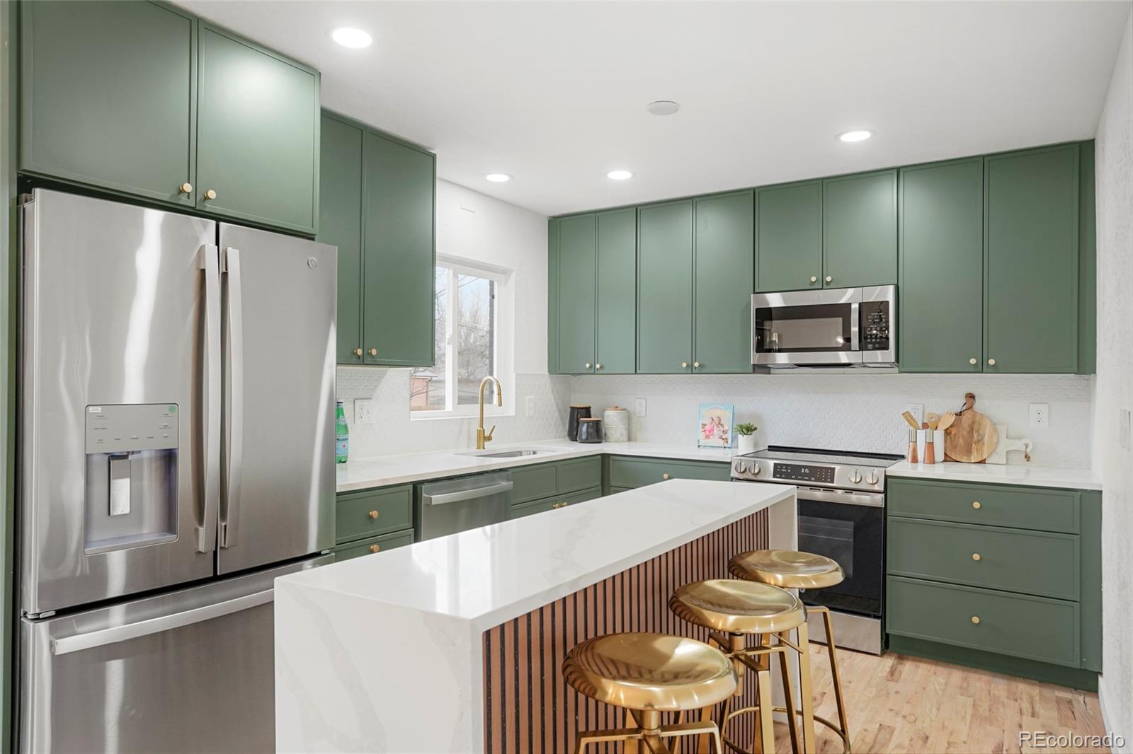 6836 Newcombe Street