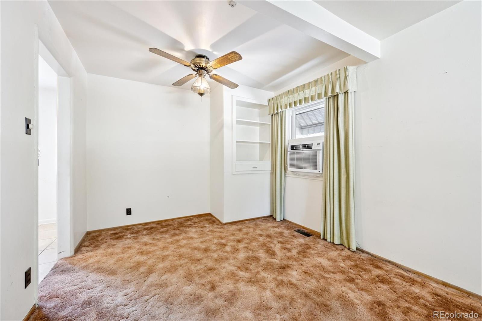 2740 Barnhart Street