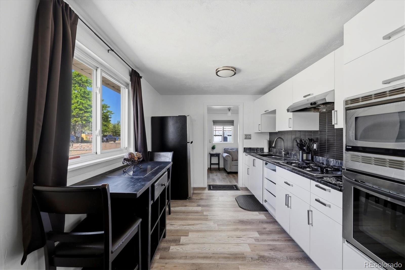 3113 W Jefferson Avenue