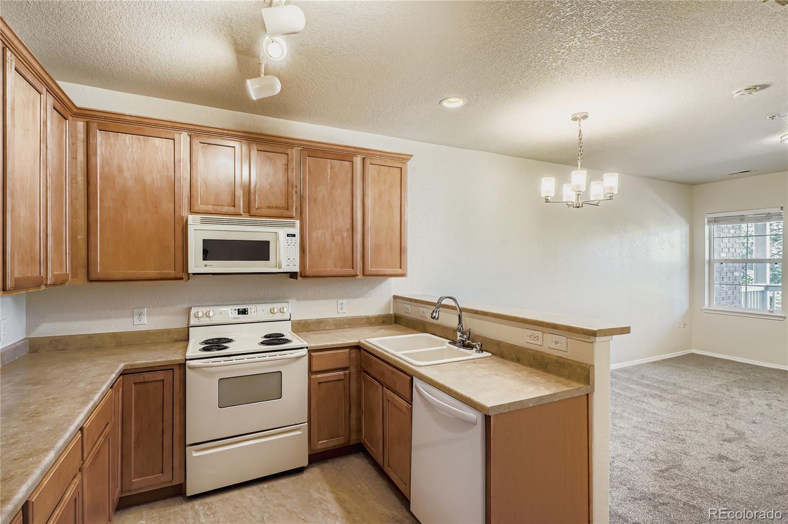 16306 E Fremont Avenue Unit: 5